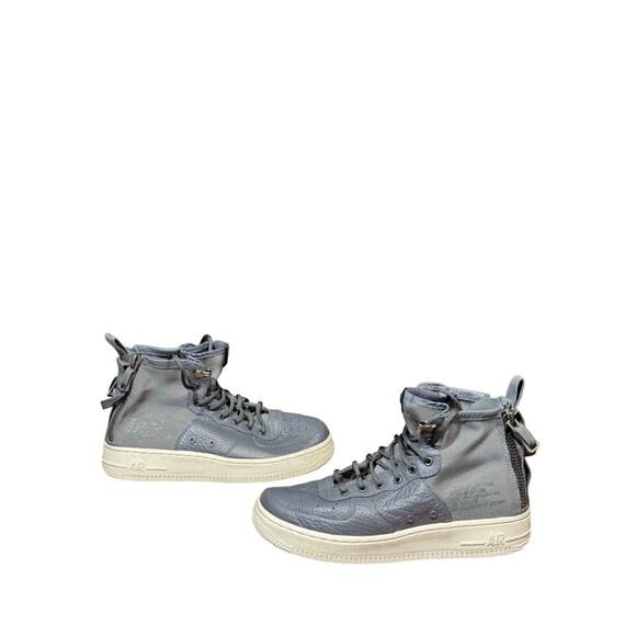 Size 13 Nike SF Air Force 1  kids size 5Y women's size 6.5-7 - Picture 1 of 6
